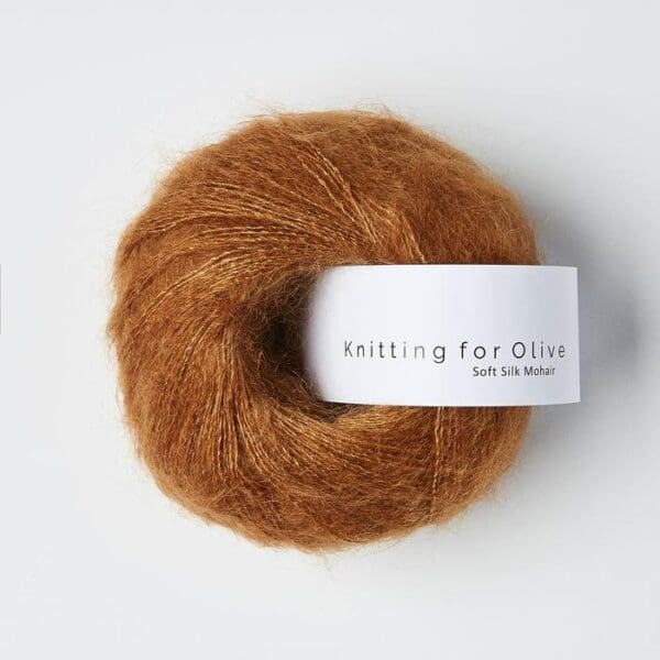 Knitting_for_olive_softsilkmohair_kobber_5574_700x.jpg
