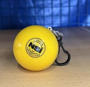 NSÍ regnslag/regnponcho, í gulari kúlu - fjepparavøra