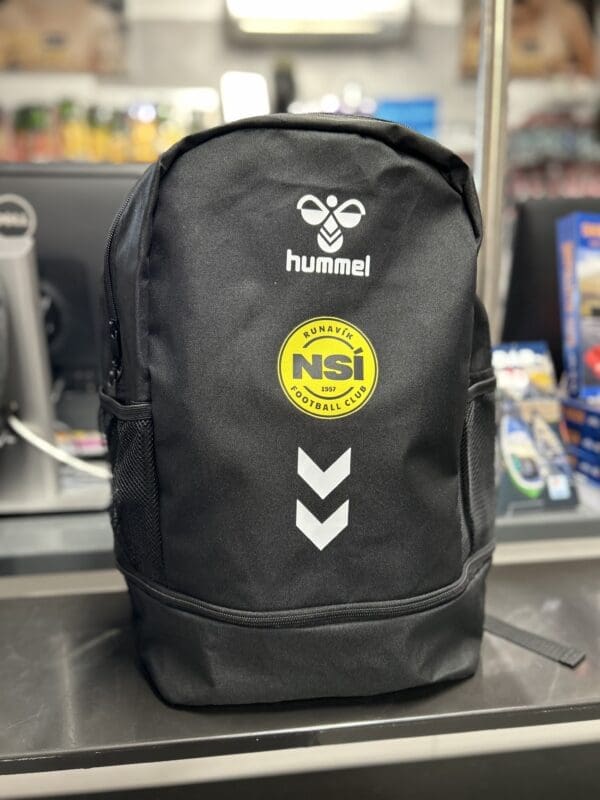 NSÍ Taska hmlESSENTIAL BACK PACK W. SC